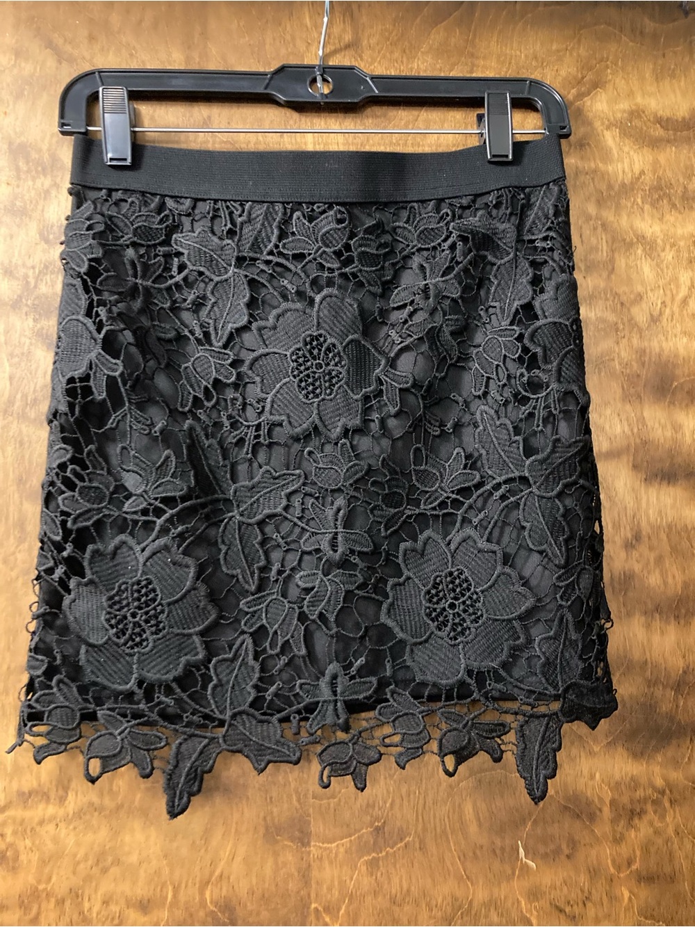 American Eagle Outfitters Black Floral Lace Mini Skirt